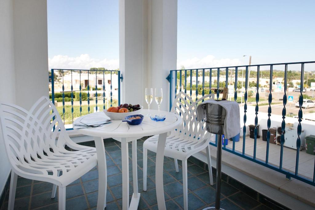 Gigli Hotel Salento Marina Di Pescoluse Esterno foto